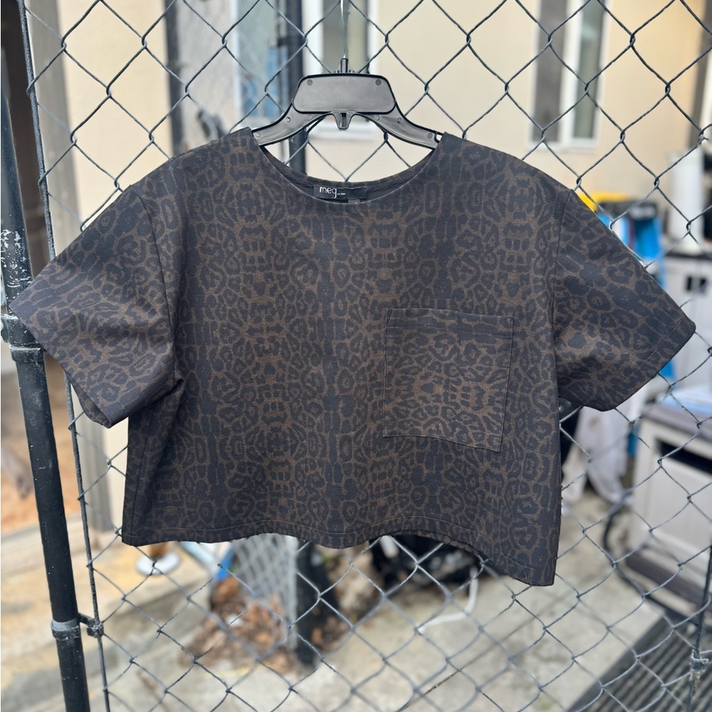 Meg Black and Brown Leopard-Print Crop Top
